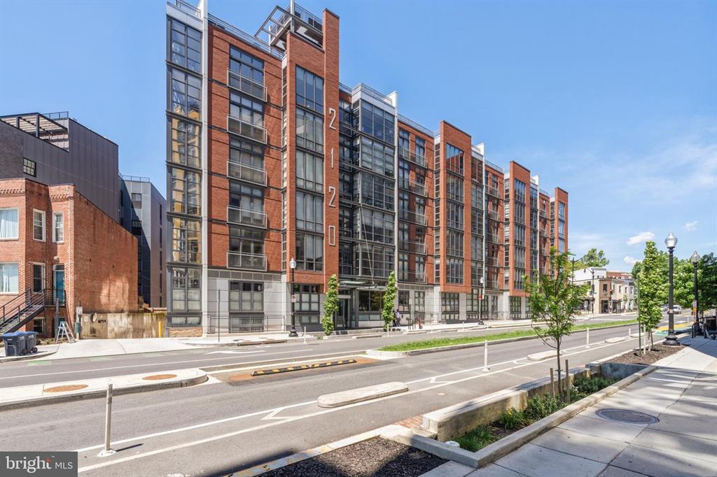 2120 Vermont Ave NW #20